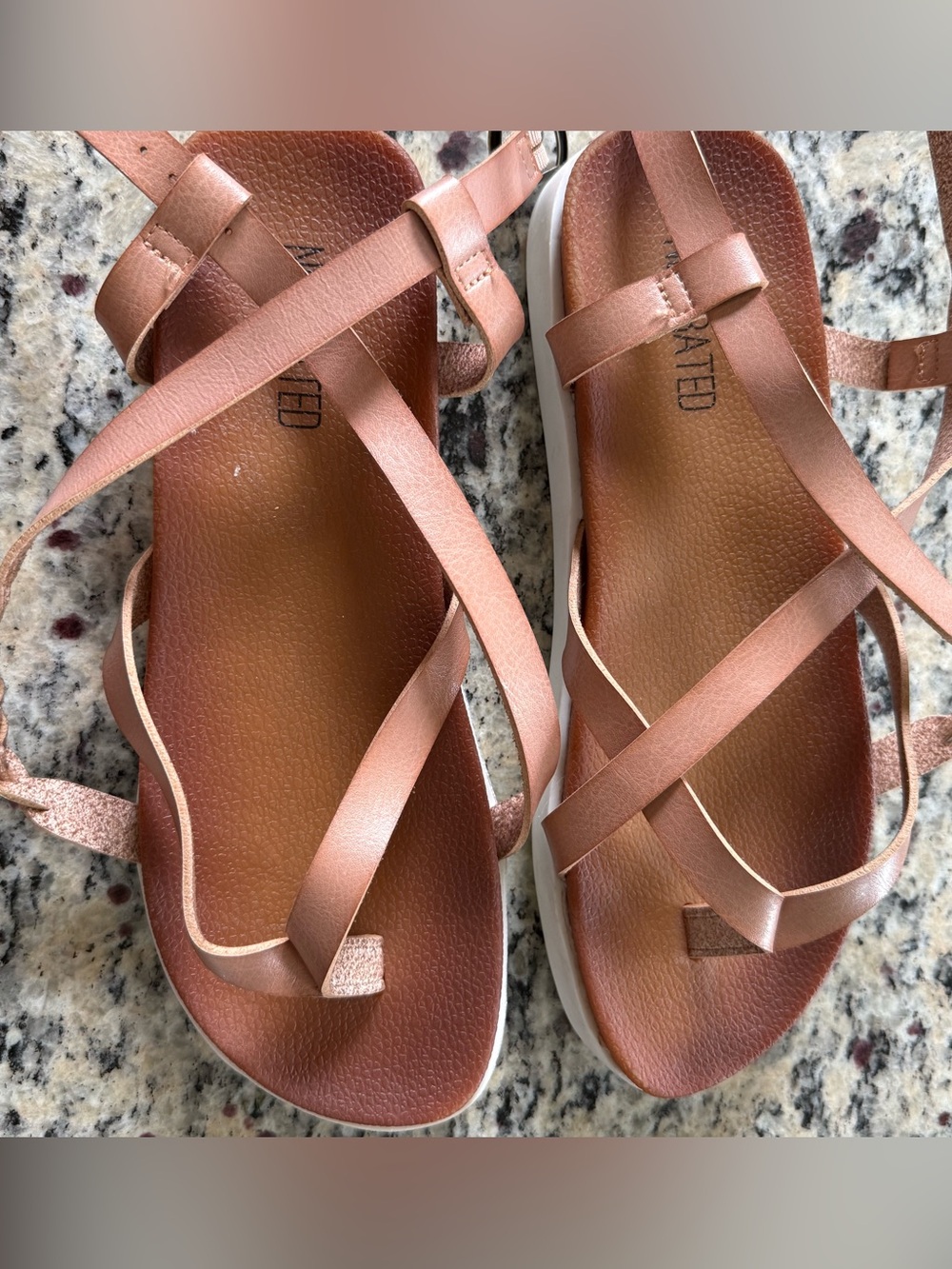 Women’s Strappy Leather-Look Sandals in light tan Brown size 9 by not rated
